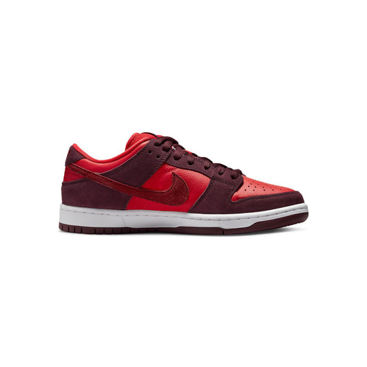 Nike SB Dunk Low 'Cherry'